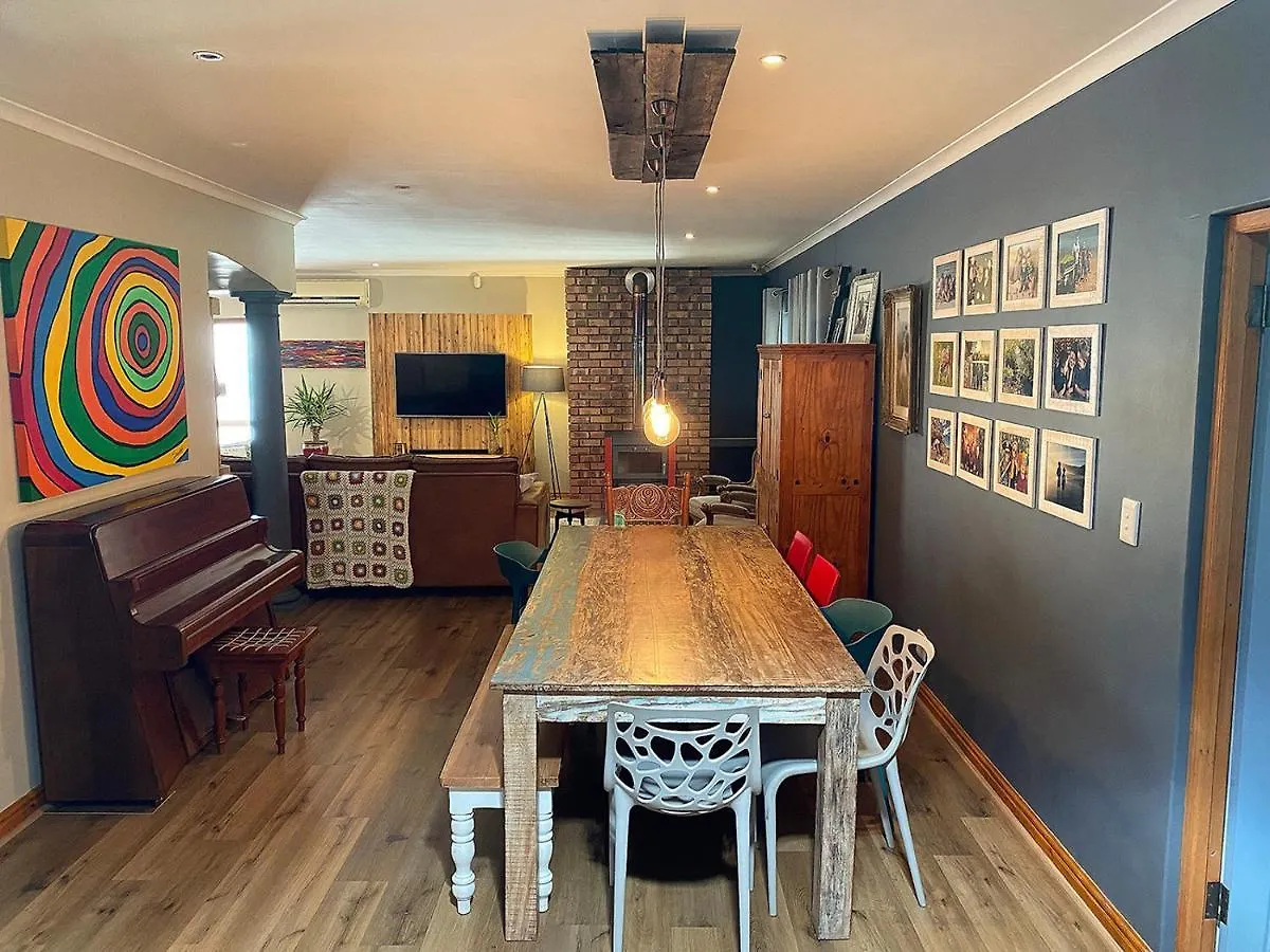 Lovely Family Home In Durbanville Ferienhaus