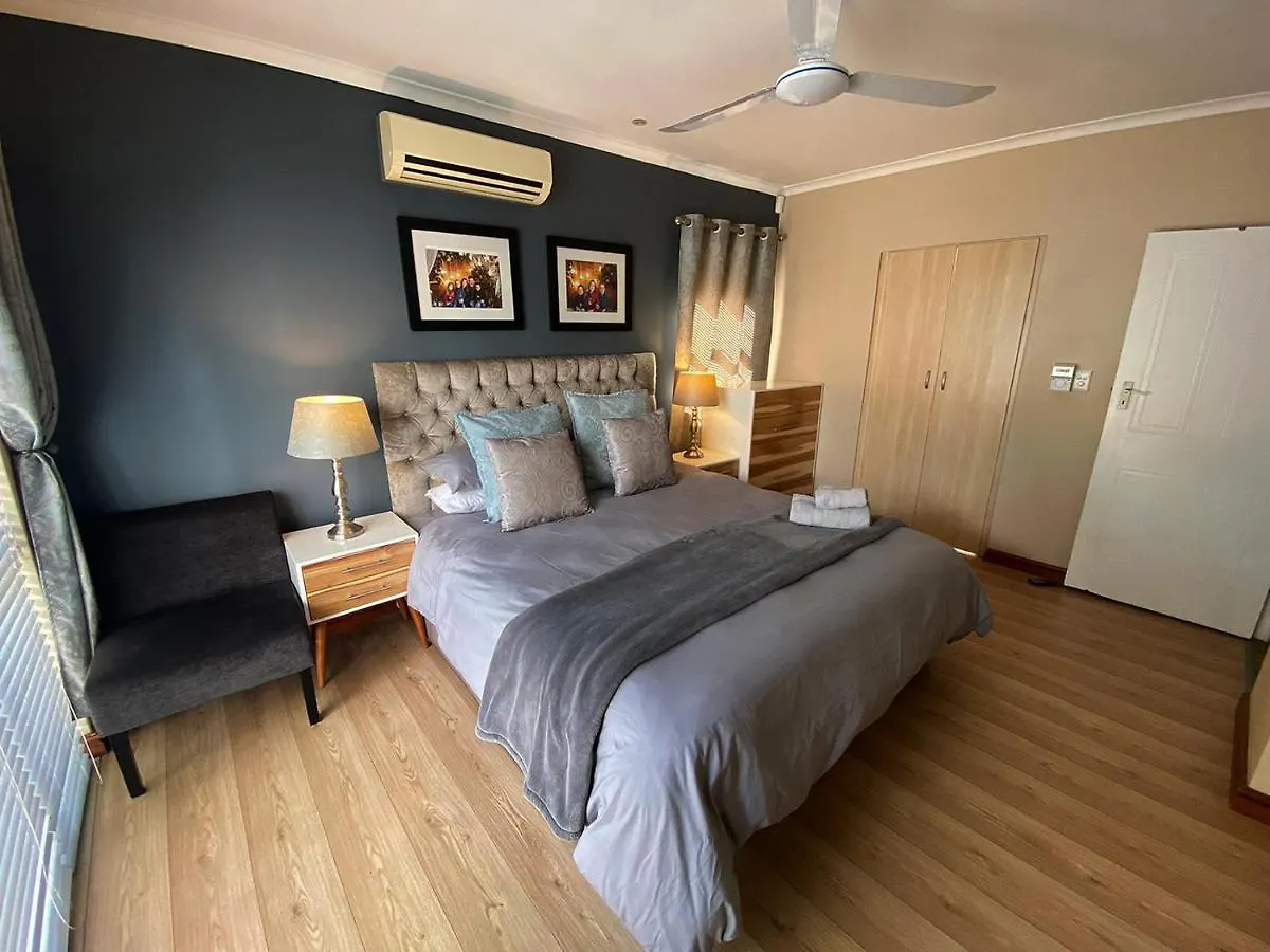 Lovely Family Home In Durbanville 0*,
